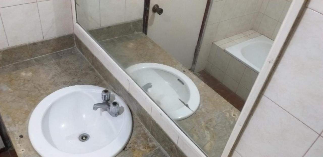 Intan Hotel Пурвакарта Экстерьер фото